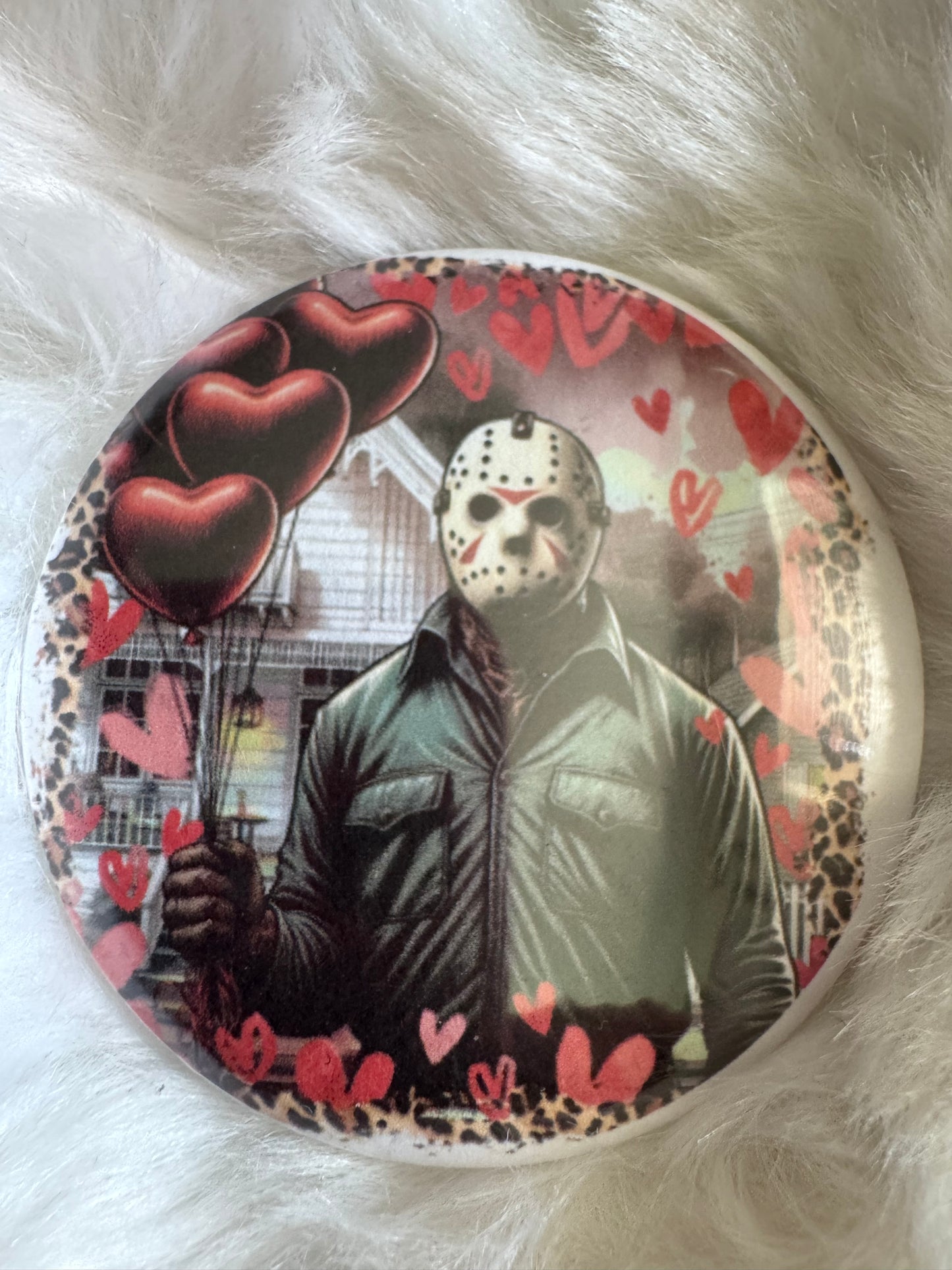 Buttons/Pins-Spooky Love